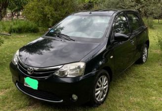 Toyota Etios Usado en Mendoza
