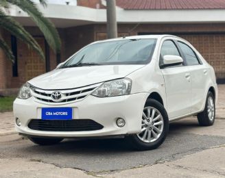 Toyota Etios Usado en Córdoba Financiado