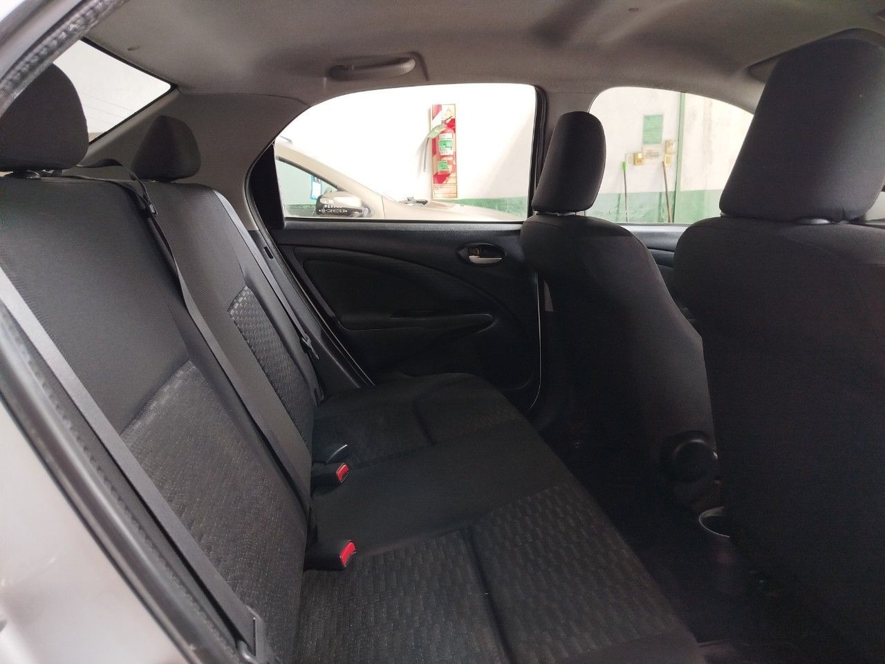 Toyota Etios Usado Financiado en Córdoba, deRuedas