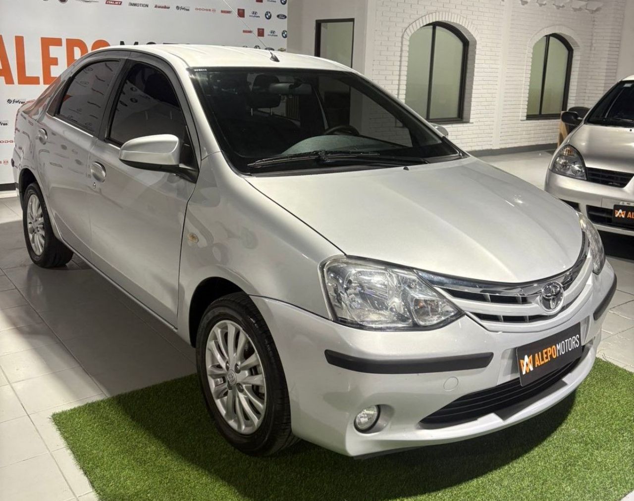 Toyota Etios Usado en Mendoza, deRuedas