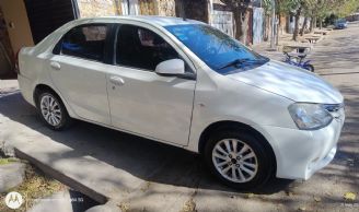 Toyota Etios Usado en Mendoza