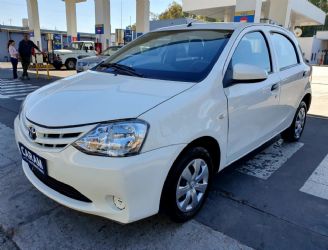 Toyota Etios Usado en Mendoza