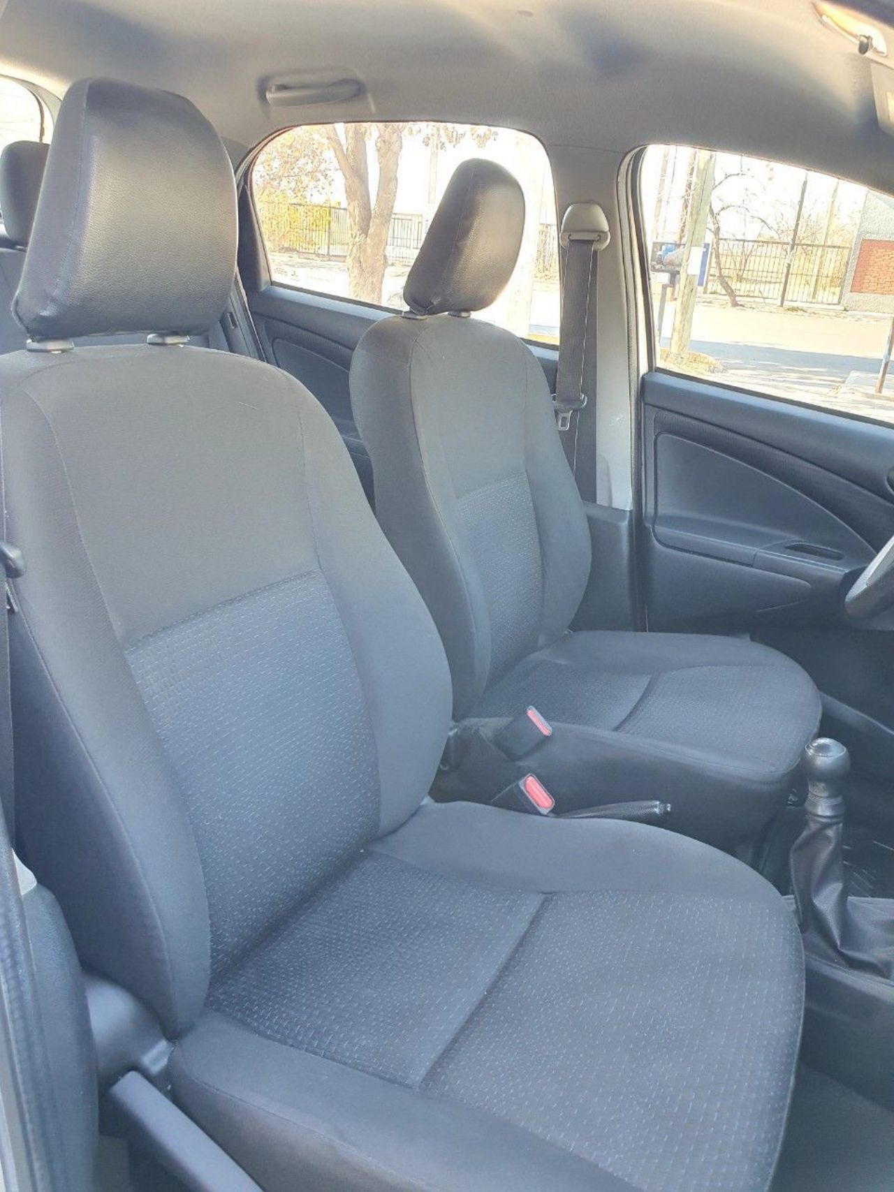 Toyota Etios Usado en Mendoza, deRuedas