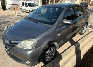 Toyota Etios Usado en Mendoza