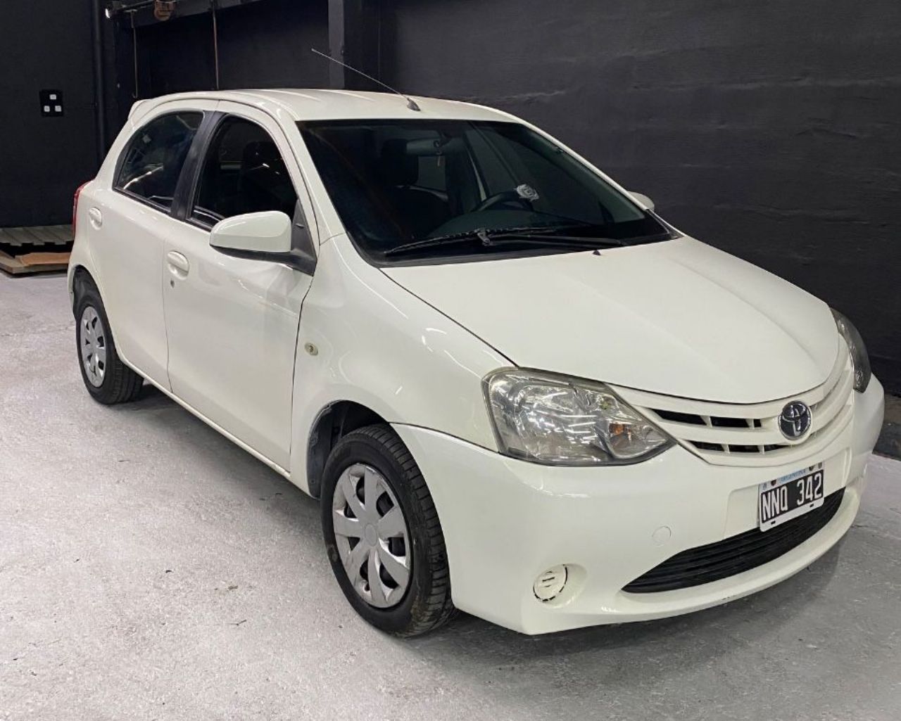 Toyota Etios Usado Financiado en Córdoba, deRuedas