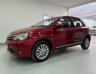 Toyota Etios Usado en Mendoza Financiado