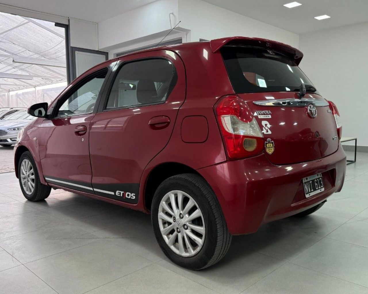 Toyota Etios Usado Financiado en Mendoza, deRuedas