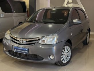 Toyota Etios Usado en San Juan Financiado