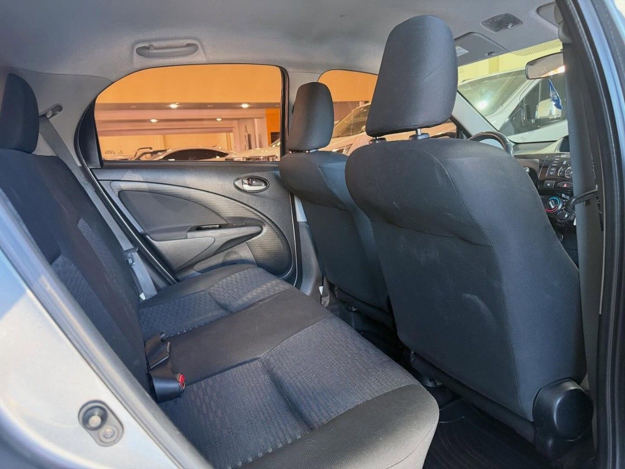 Toyota Etios Usado Financiado en San Juan, deRuedas