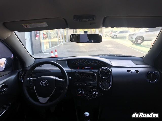 Toyota Etios Usado en San Luis, deRuedas