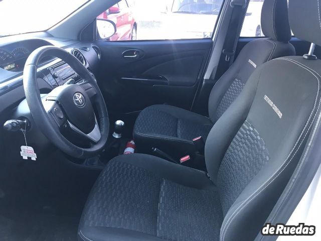 Toyota Etios Usado en San Luis, deRuedas