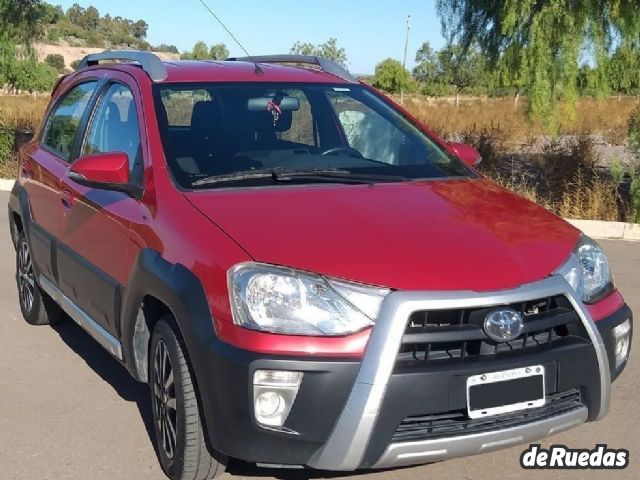 Toyota Etios Usado en Mendoza, deRuedas