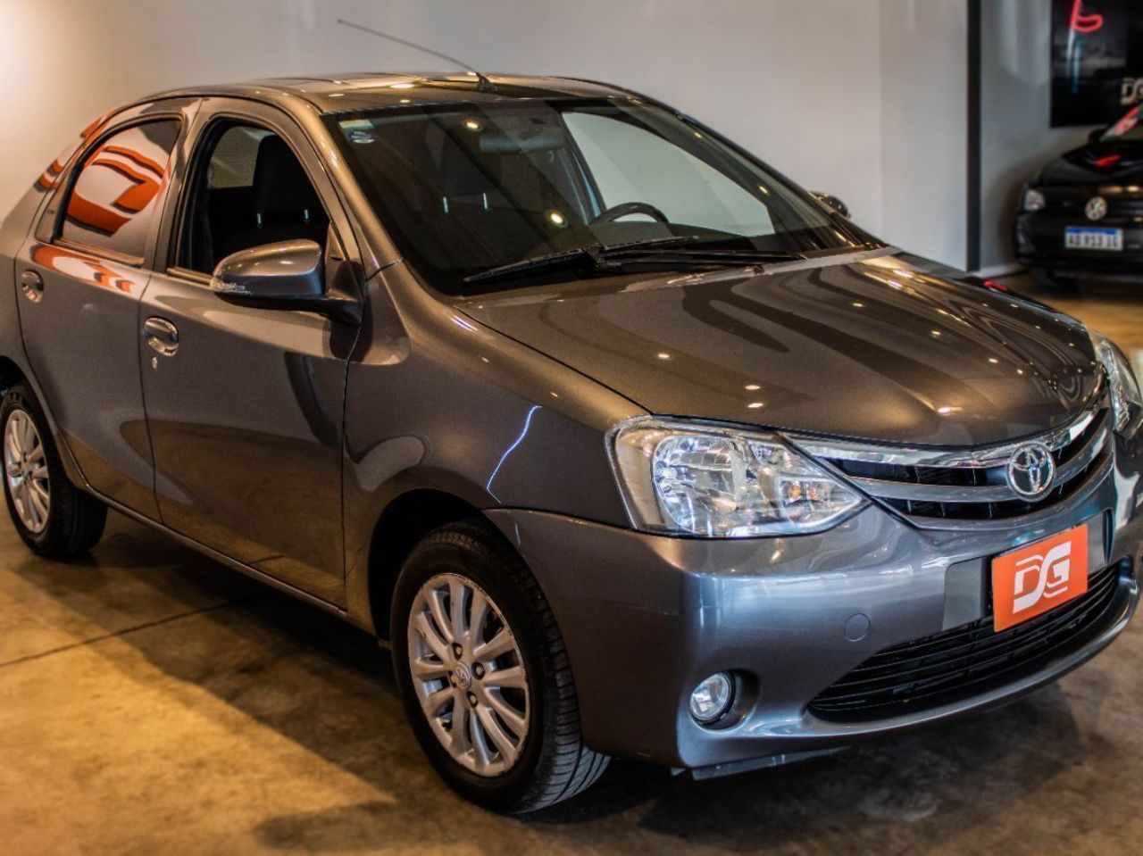 Toyota Etios Usado en Córdoba, deRuedas