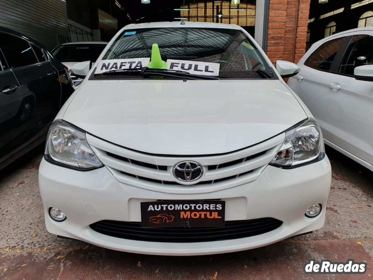 Toyota Etios Usado en Mendoza, deRuedas