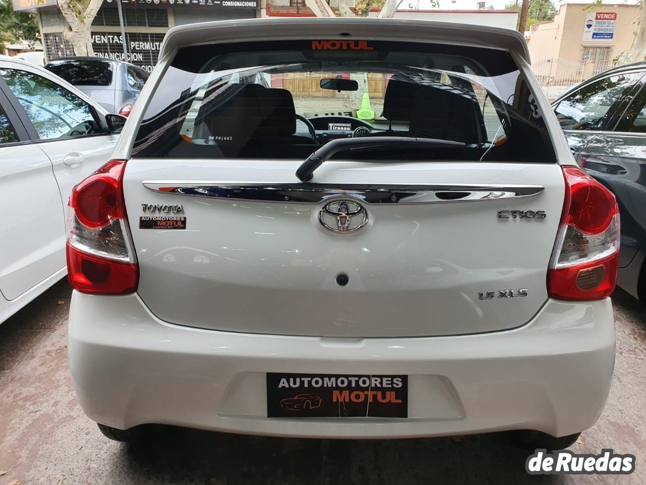 Toyota Etios Usado en Mendoza, deRuedas