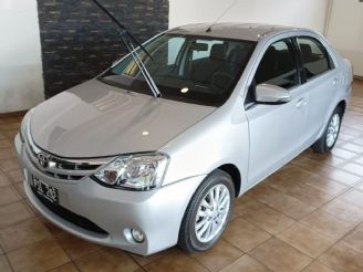 Toyota Etios Usado en Mendoza Financiado