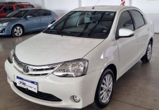 Toyota Etios Usado en Mendoza Financiado