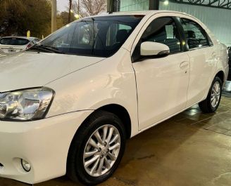 Toyota Etios Usado en San Juan Financiado