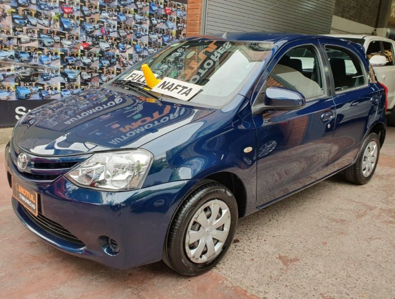 Toyota Etios Usado en Mendoza, deRuedas