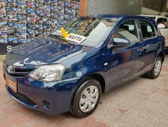 Toyota Etios Usado en Mendoza Financiado
