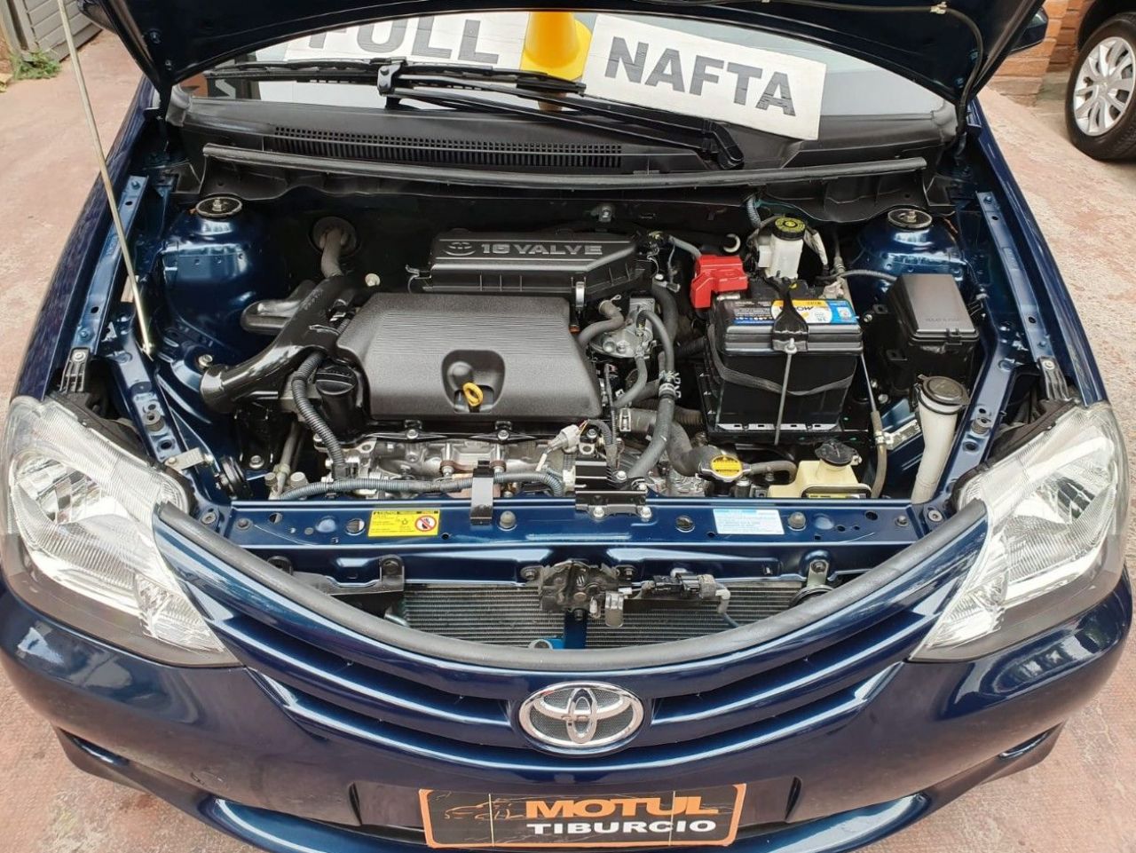 Toyota Etios Usado en Mendoza, deRuedas