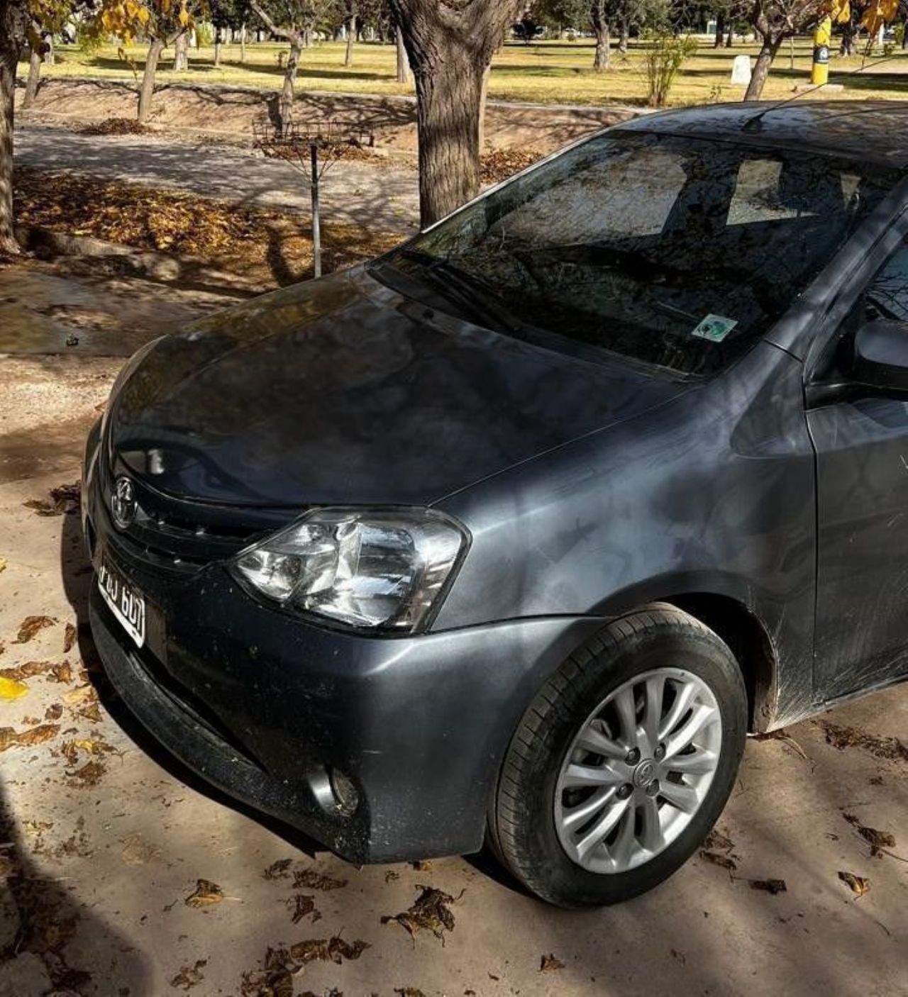 Toyota Etios Usado en Mendoza, deRuedas