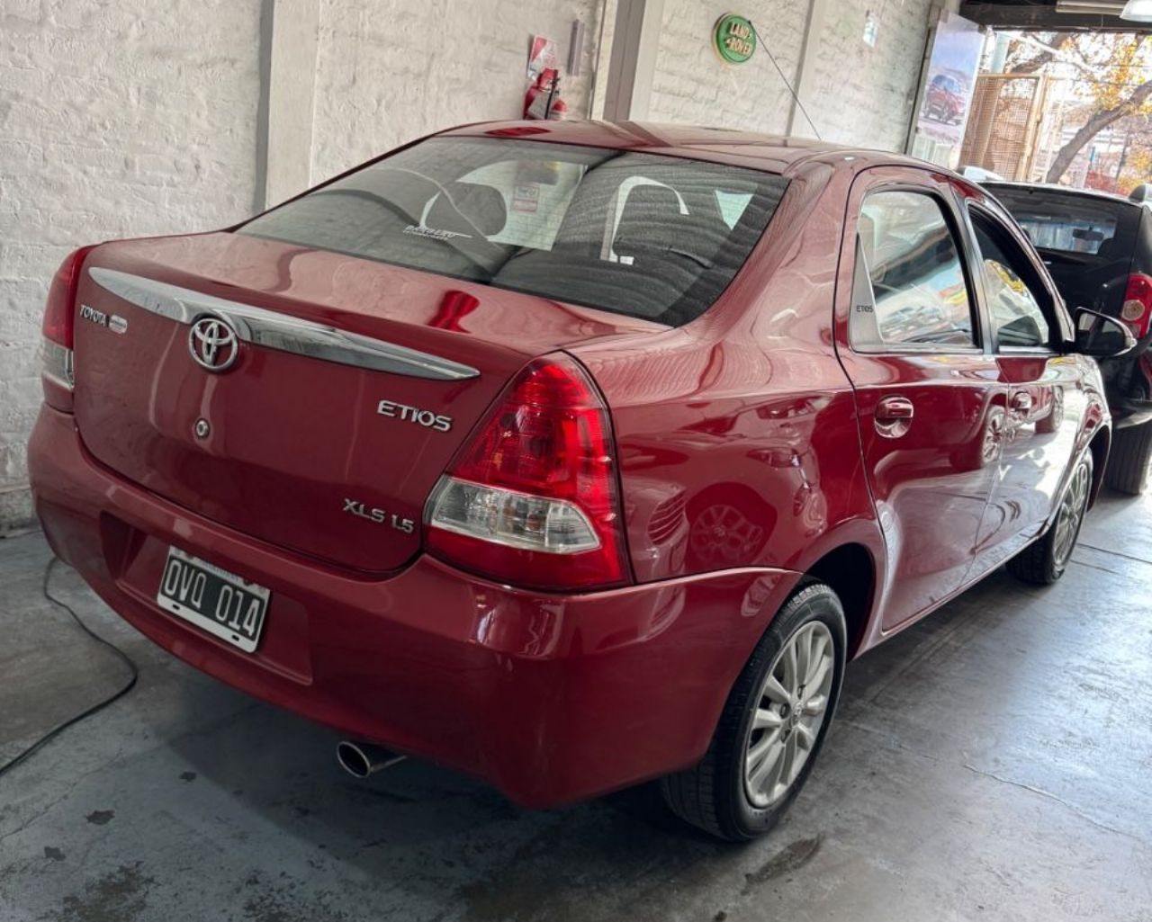 Toyota Etios Usado en Mendoza, deRuedas