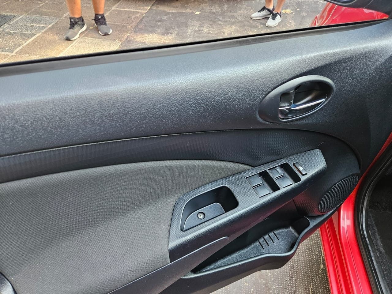 Toyota Etios Usado en Mendoza, deRuedas