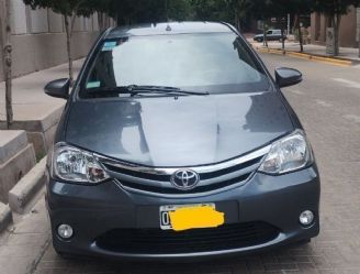 Toyota Etios Usado en Mendoza