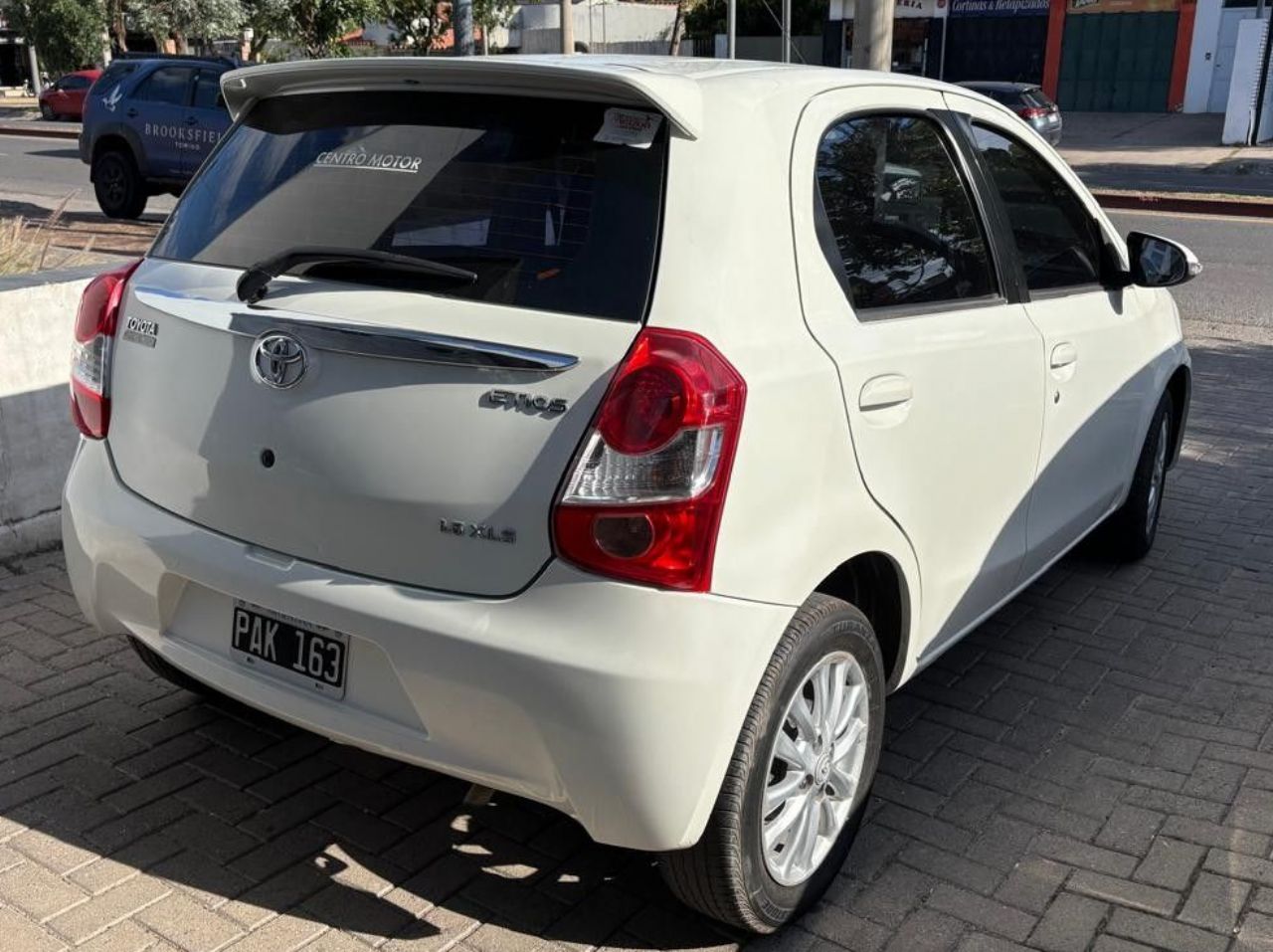 Toyota Etios Usado en Córdoba, deRuedas