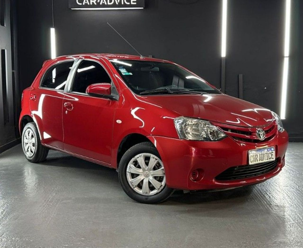 Toyota Etios Usado en Córdoba, deRuedas