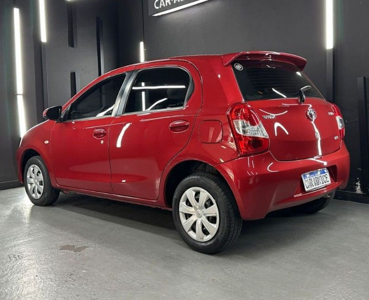 Toyota Etios Usado en Córdoba, deRuedas