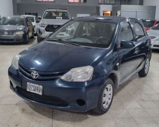 Toyota Etios Usado en San Luis Financiado