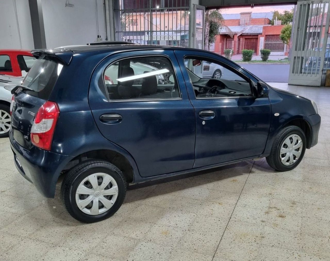 Toyota Etios Usado Financiado en San Luis, deRuedas