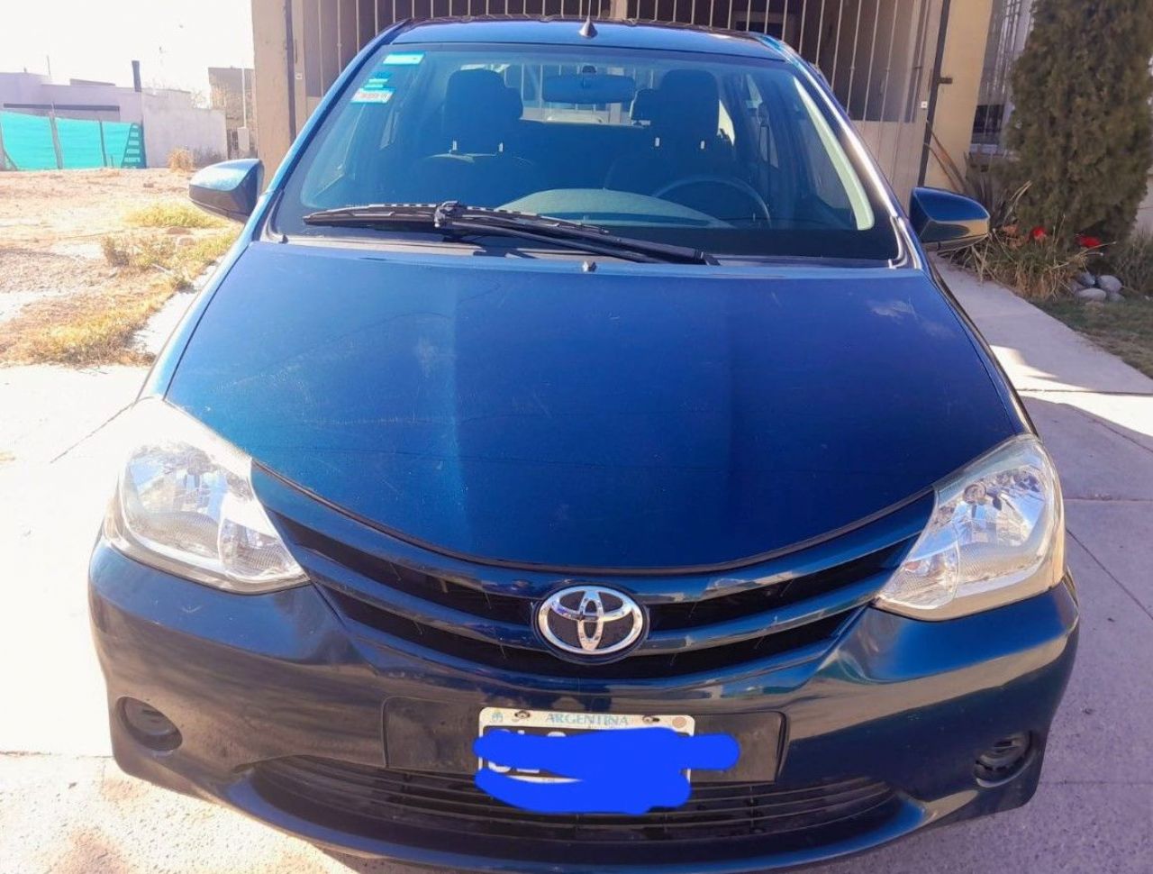 Toyota Etios Usado en Mendoza, deRuedas