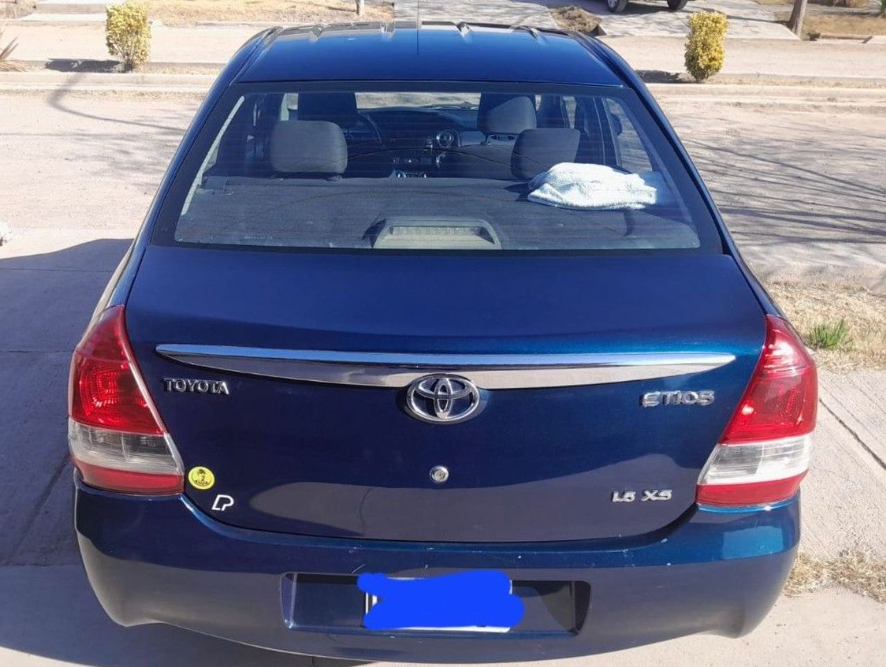Toyota Etios Usado en Mendoza, deRuedas