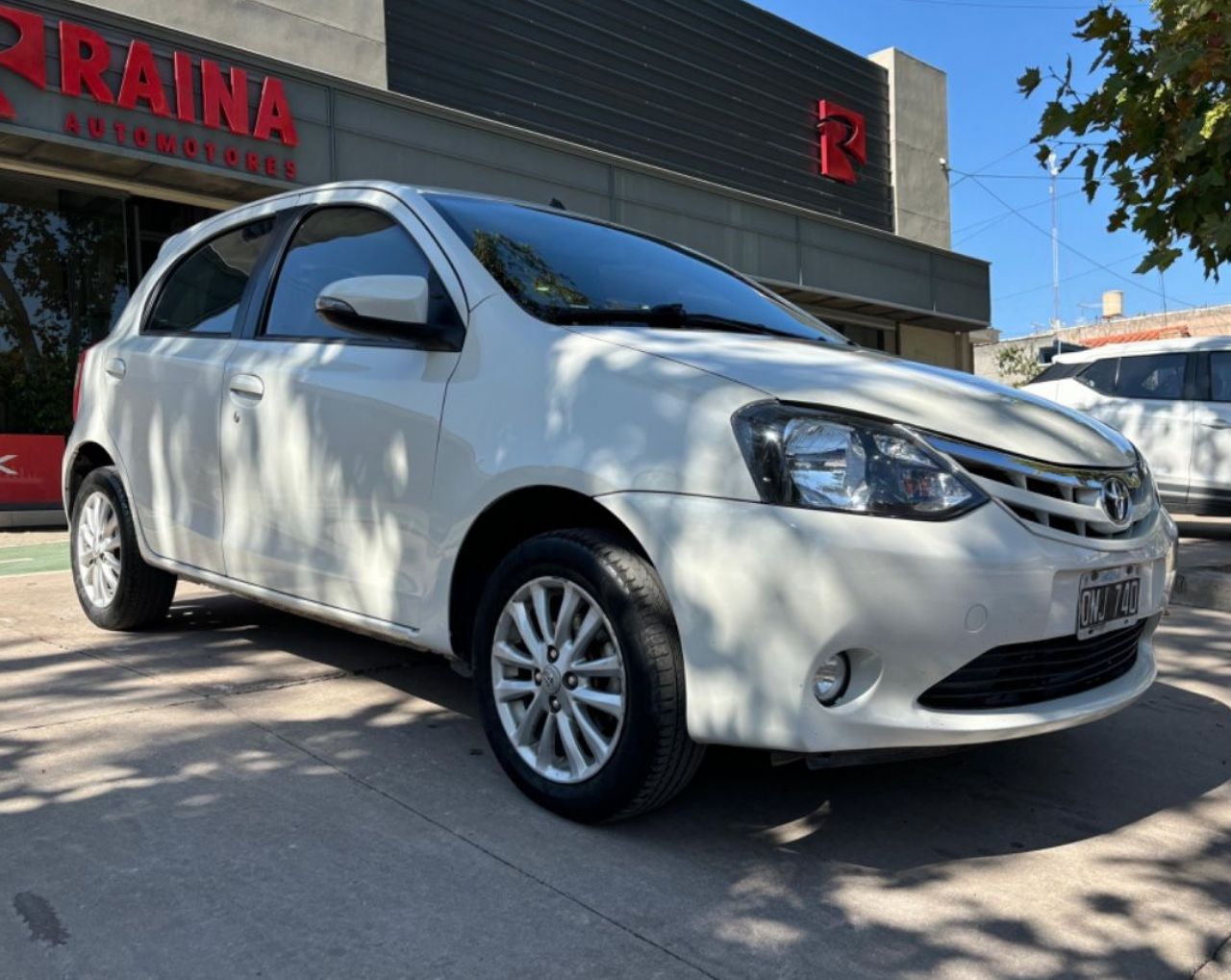 Toyota Etios Usado en Mendoza, deRuedas