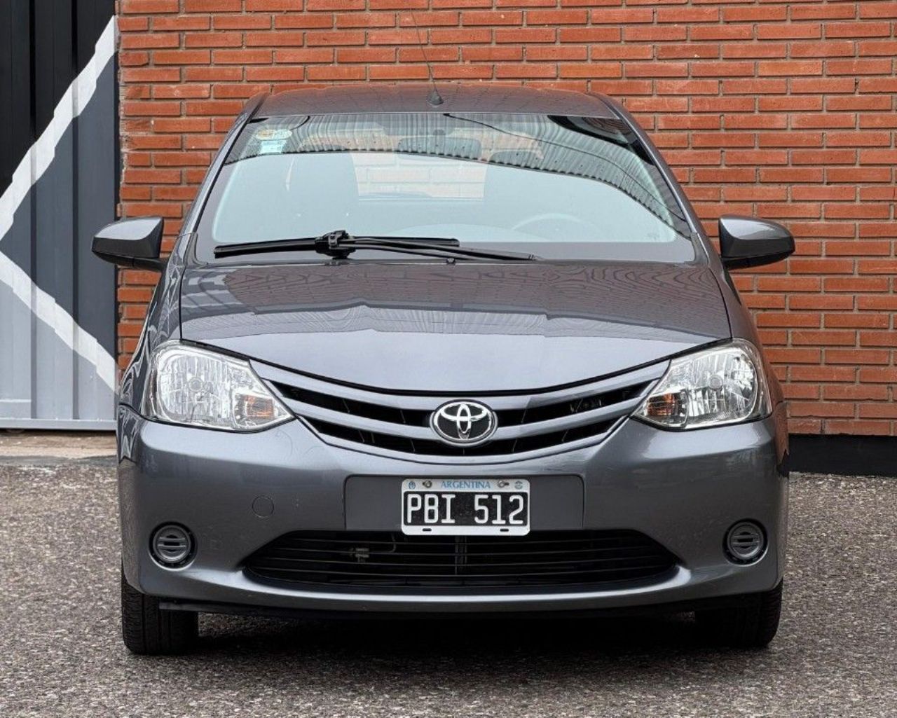Toyota Etios Usado en Córdoba, deRuedas