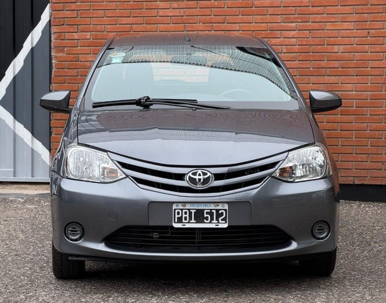 Toyota Etios Usado Financiado en Córdoba, deRuedas