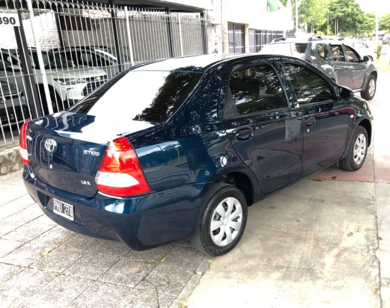 Toyota Etios Usado en Salta, deRuedas