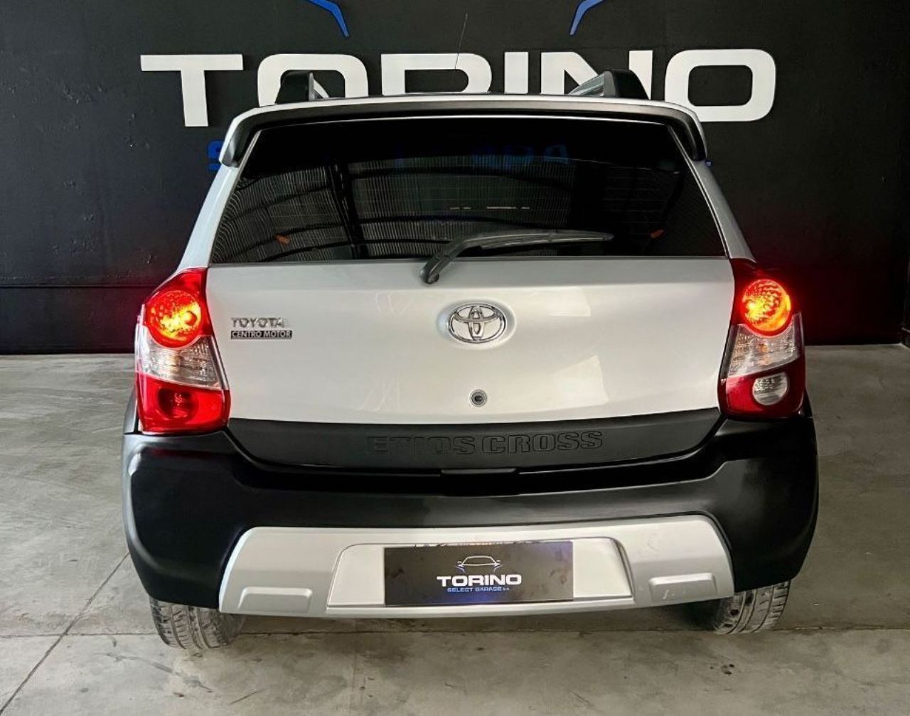 Toyota Etios Usado Financiado en Córdoba, deRuedas