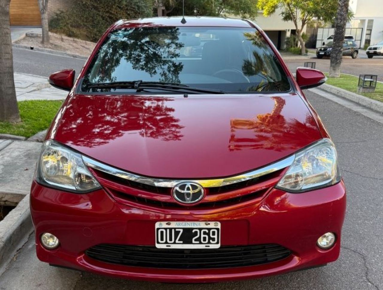 Toyota Etios Usado en Mendoza, deRuedas
