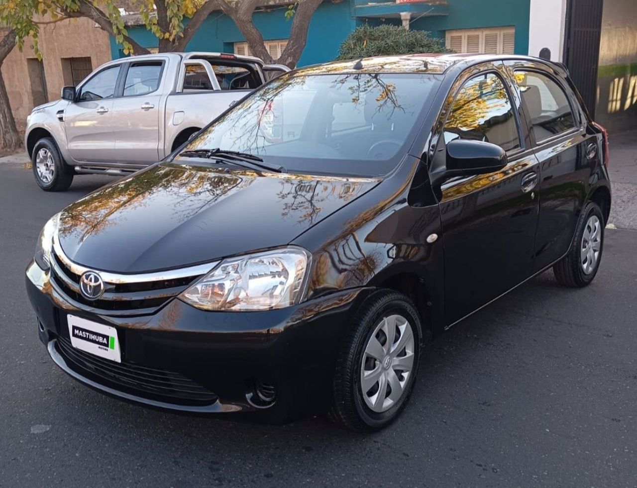 Toyota Etios Usado Financiado en Mendoza, deRuedas