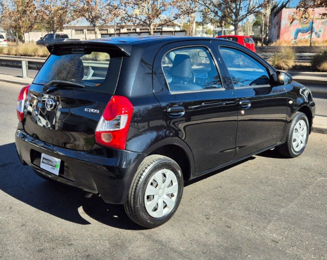 Toyota Etios Usado en Mendoza, deRuedas