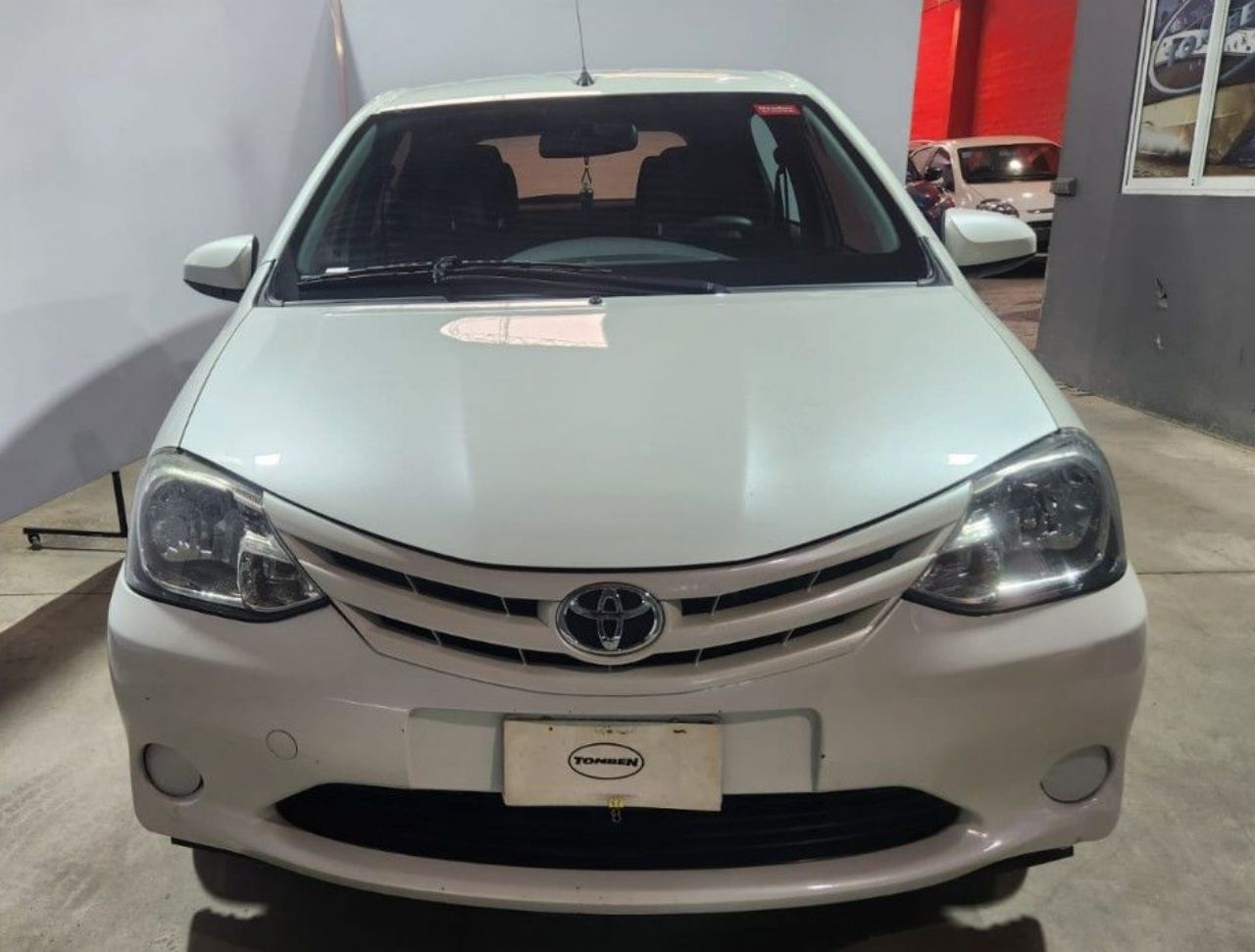 Toyota Etios Usado en Mendoza, deRuedas
