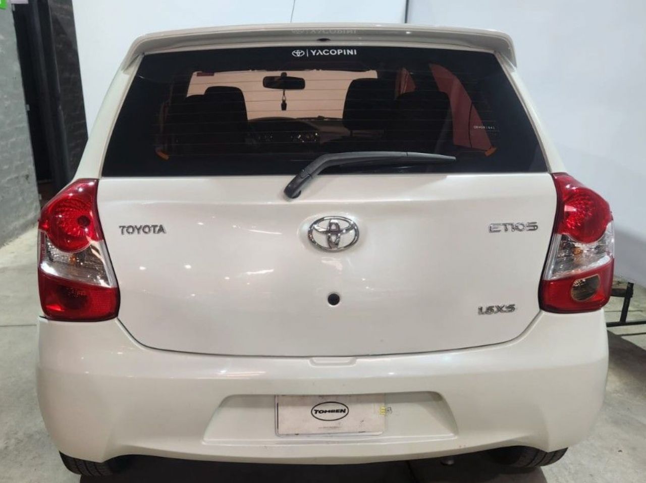 Toyota Etios Usado en Mendoza, deRuedas