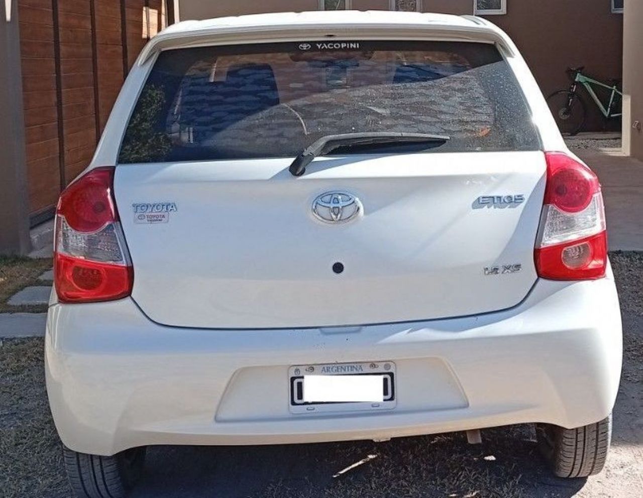 Toyota Etios Usado en Mendoza, deRuedas