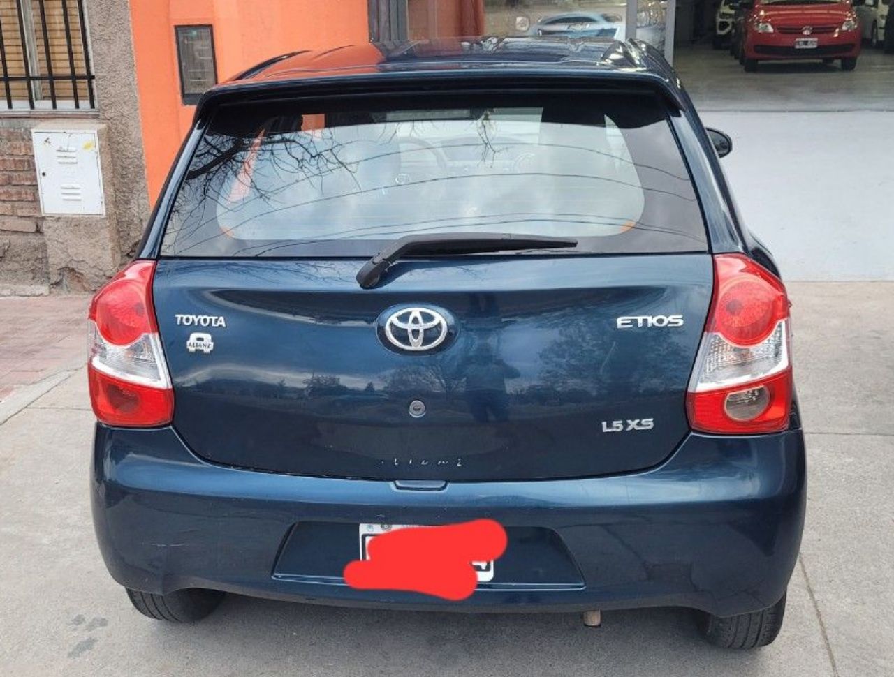 Toyota Etios Usado Financiado en Mendoza, deRuedas