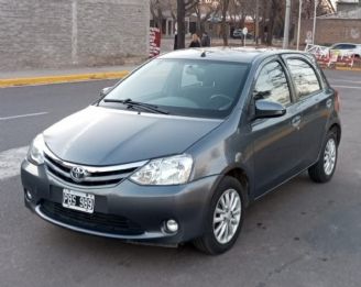 Toyota Etios Usado en Mendoza