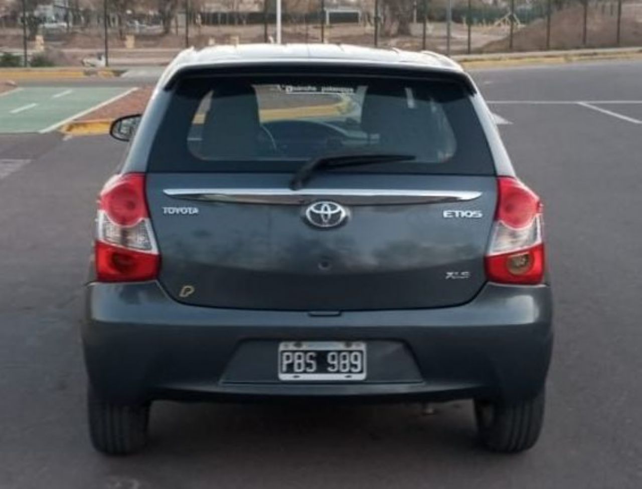 Toyota Etios Usado en Mendoza, deRuedas